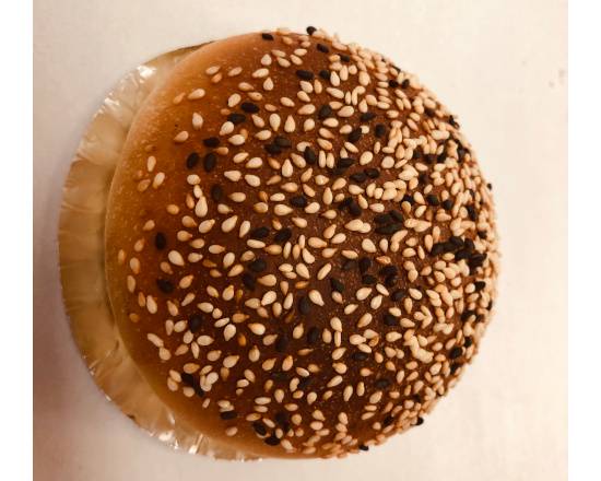 Black Sesame Seed Bun (黑芝麻麵包)